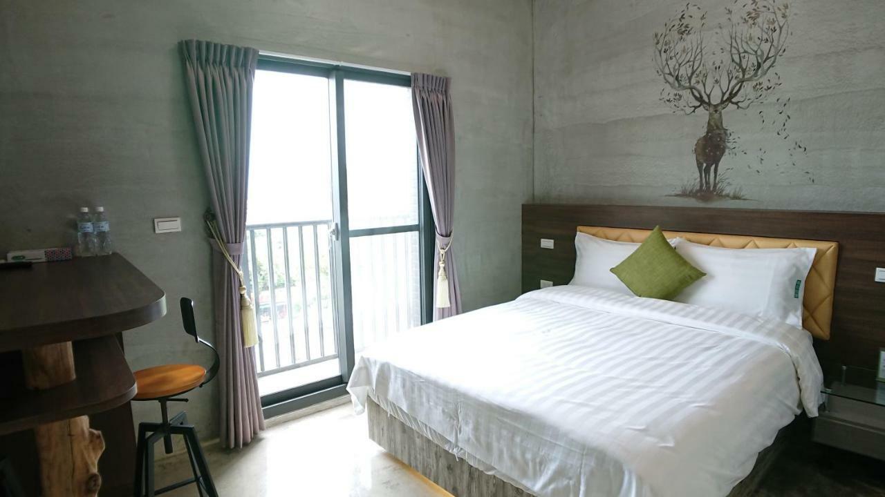 Tree House Apartment Hualien City Exterior photo